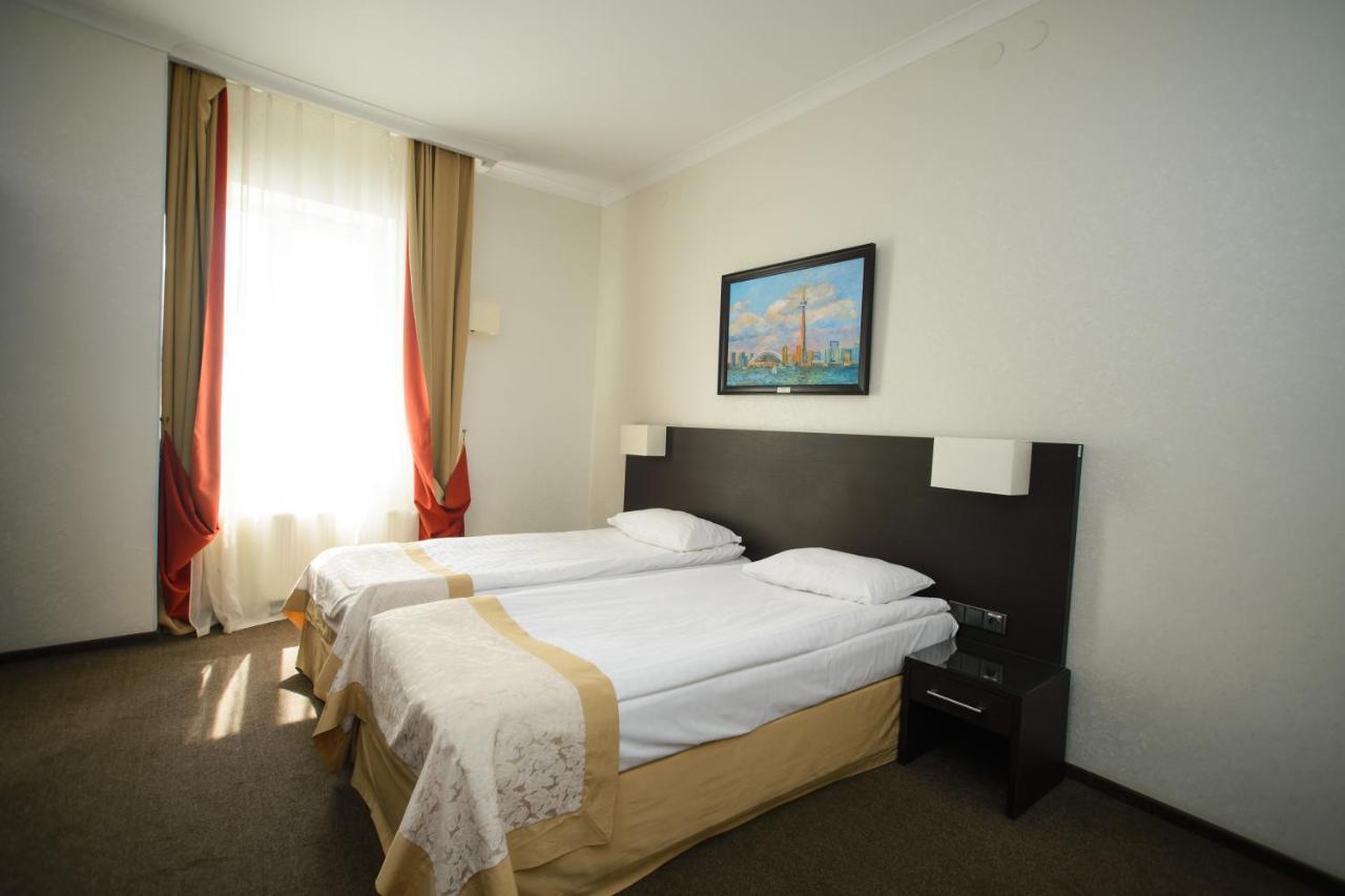 Optima Collection Kharkiv Hotel ภายนอก รูปภาพ