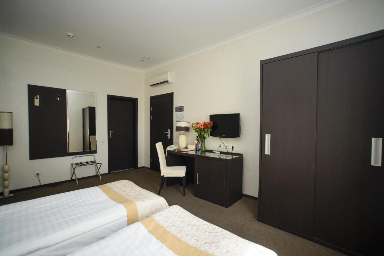 Optima Collection Kharkiv Hotel ภายนอก รูปภาพ