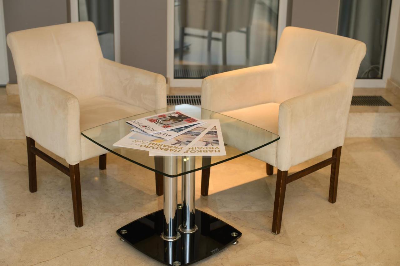 Optima Collection Kharkiv Hotel ภายนอก รูปภาพ
